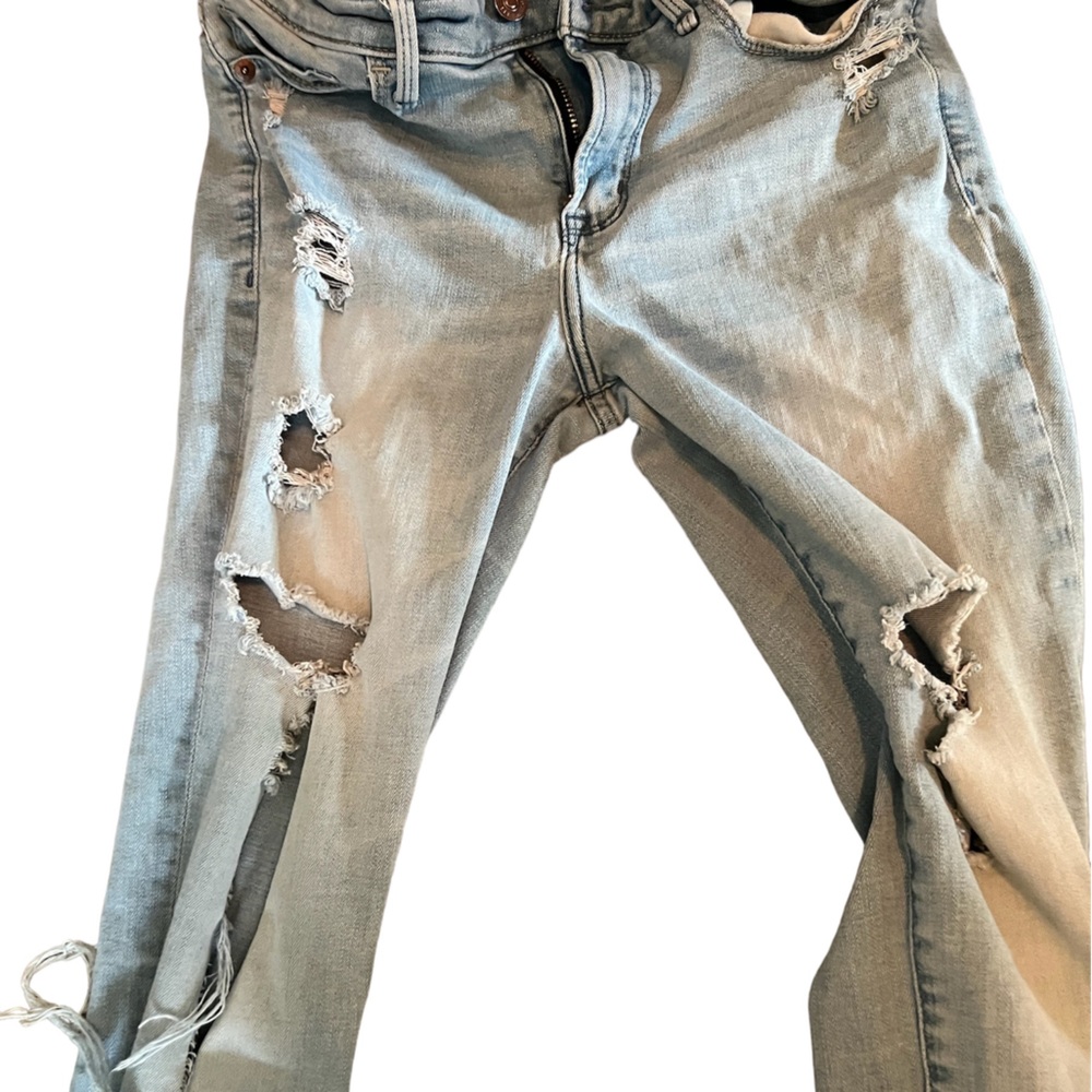 Abercrombie and Fitch 
Harper Low rise ankle jeans